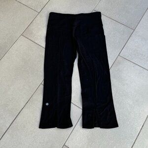 Lululemon Cropped Black Yoga Pants Size 6